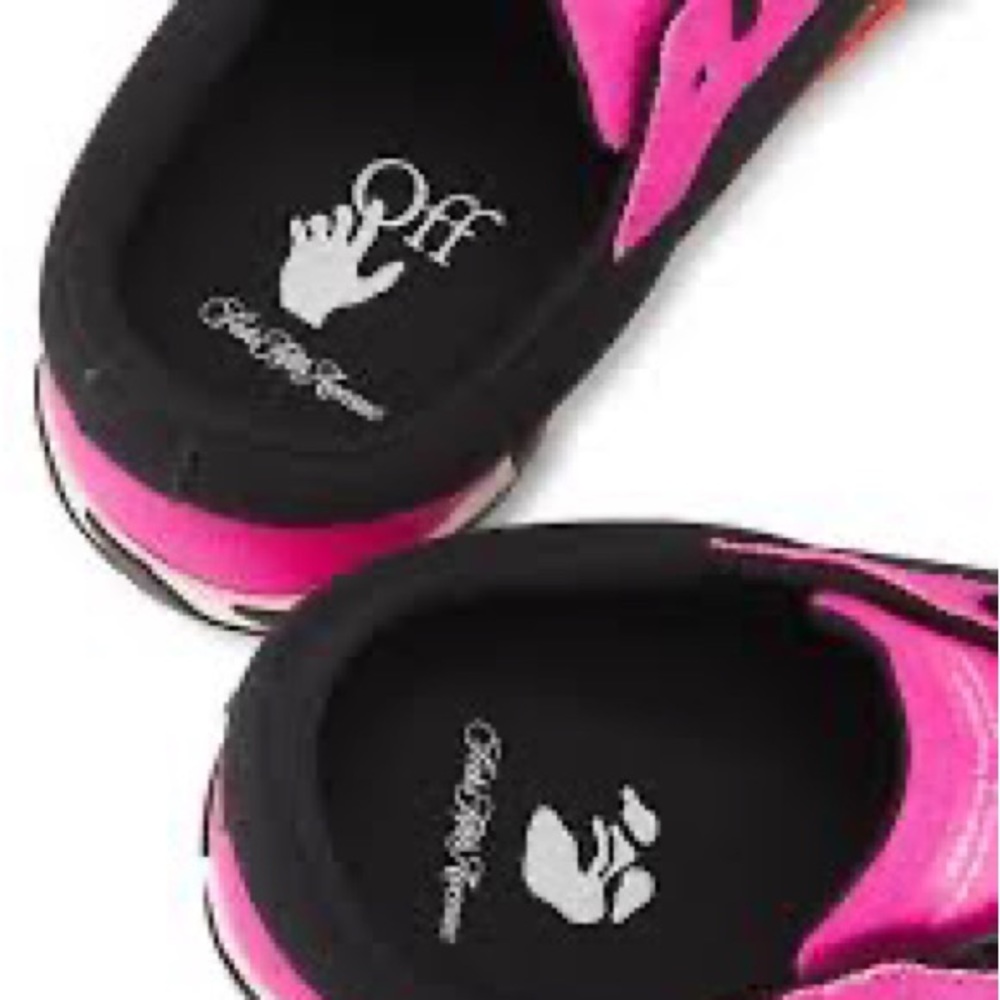Off White Low Vulcanized Canvas Black Fuchsia